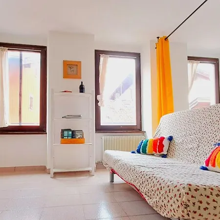Apartment Centralissimo Tra Duomo E Castello Strategico Per Stazione E Muse -ventilatore A Soffitto- *